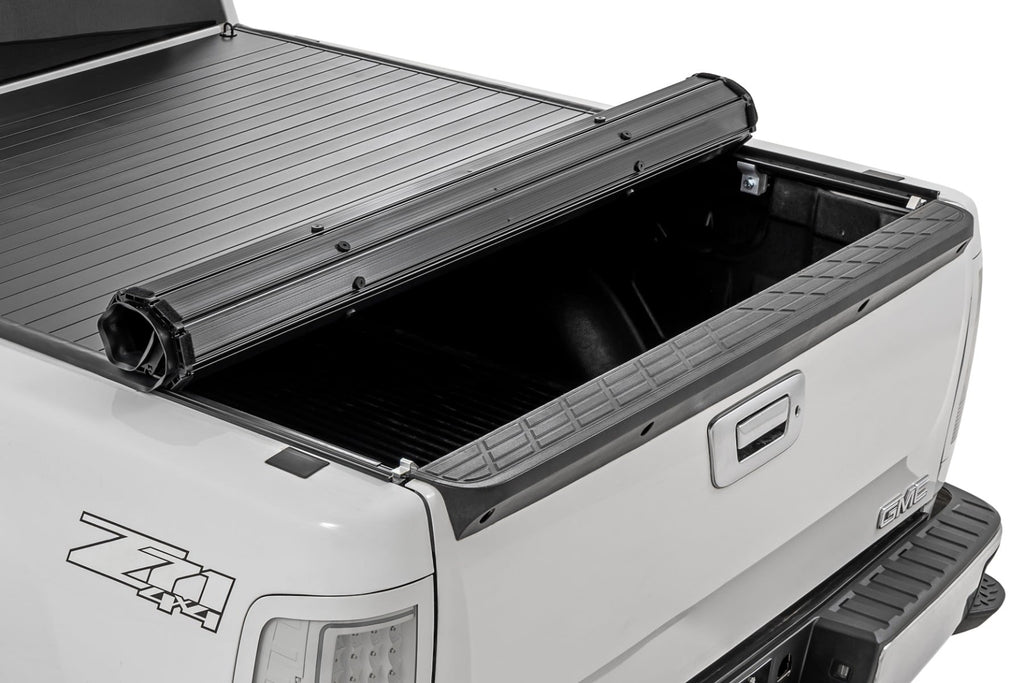 Hard Roll Up Bed Cover | 5'9" Bed | Chevy/GMC Sierra/Silverado 1500 (07-13) by Rough Country