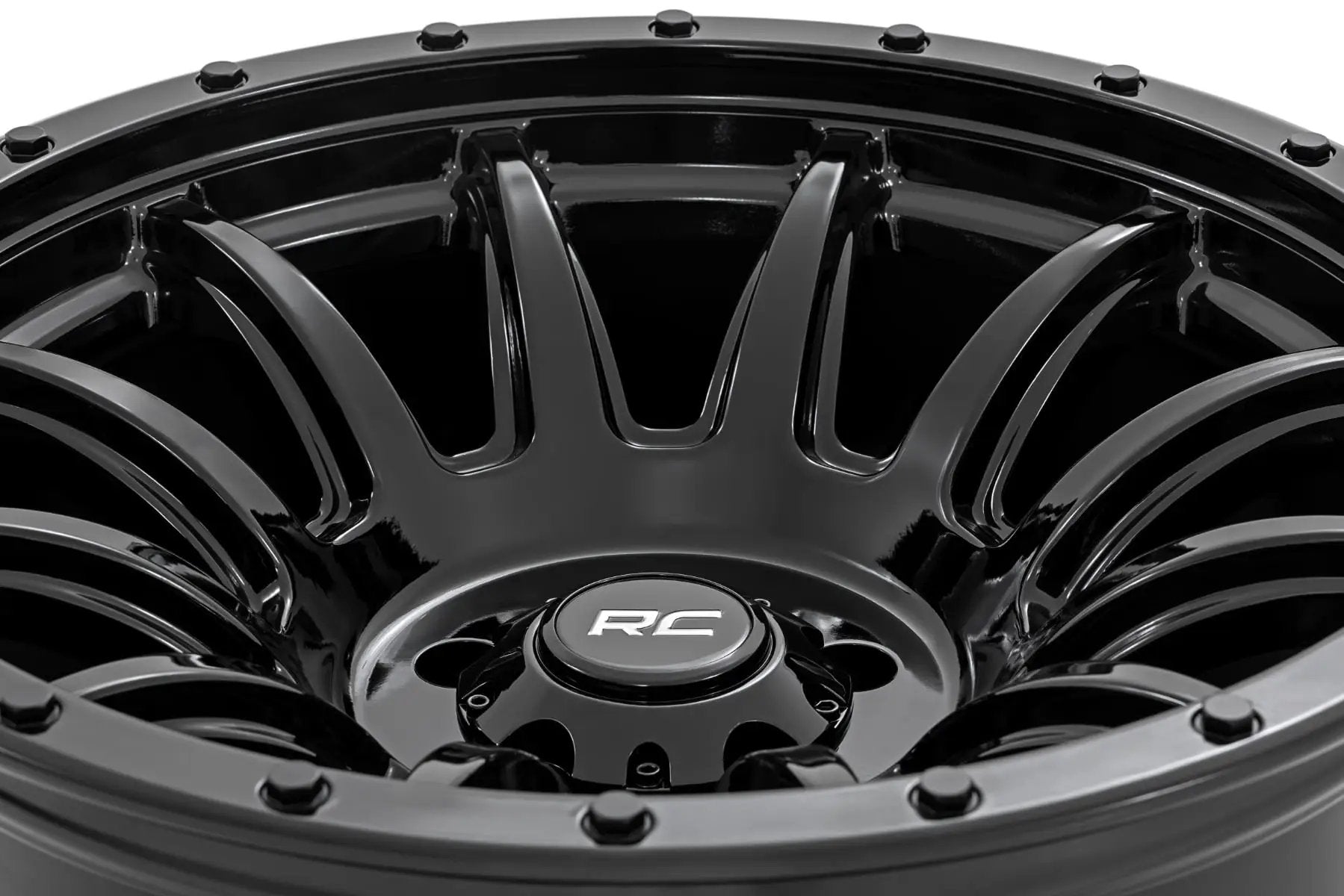 Rough Country 90 Series Wheel | One-Piece | Gloss Black | 18x9 | 6x5.5 | -12mm by Rough Country