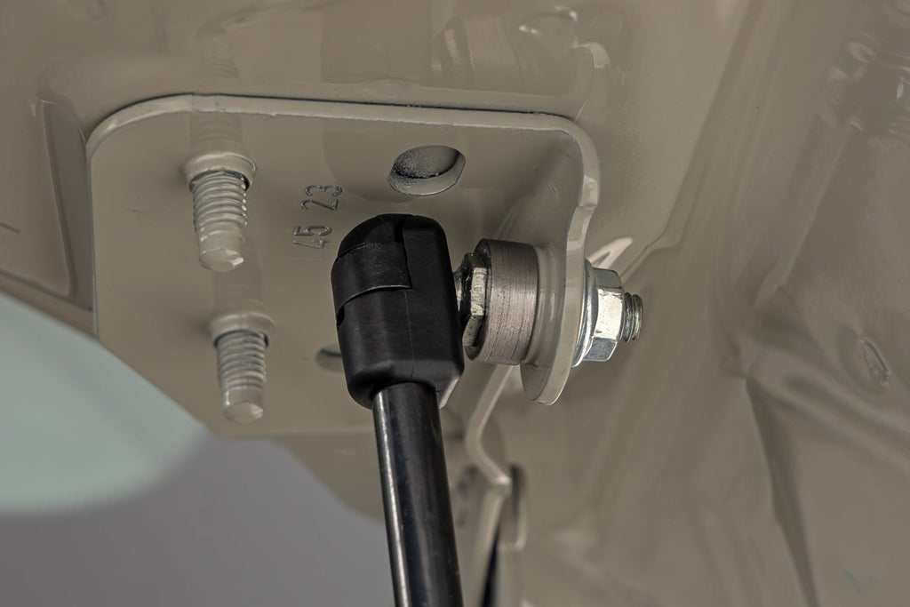Hood Struts | Mercedes-Benz Sprinter 3500 (19-22)/Sprinter 3500XD (19-25) by Rough Country