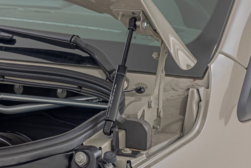 Hood Struts | Mercedes-Benz Sprinter 3500 (19-22)/Sprinter 3500XD (19-25) by Rough Country