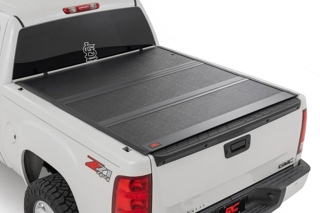 Hard Low Profile Bed Cover | 5'9" Bed | No Rail Caps | Chevy/GMC 1500 (07-13) by Rough Country