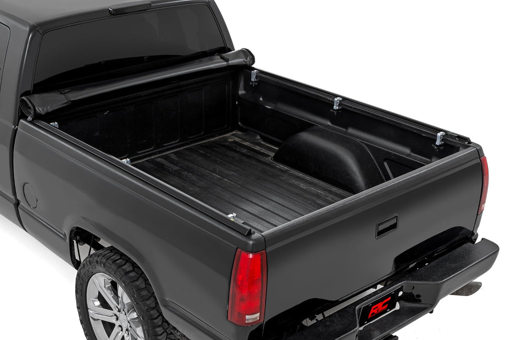 Soft Roll Up Bed Cover | 6'7" Bed | Chevy/GMC 1500 (00-06 & Classic) by Rough Country