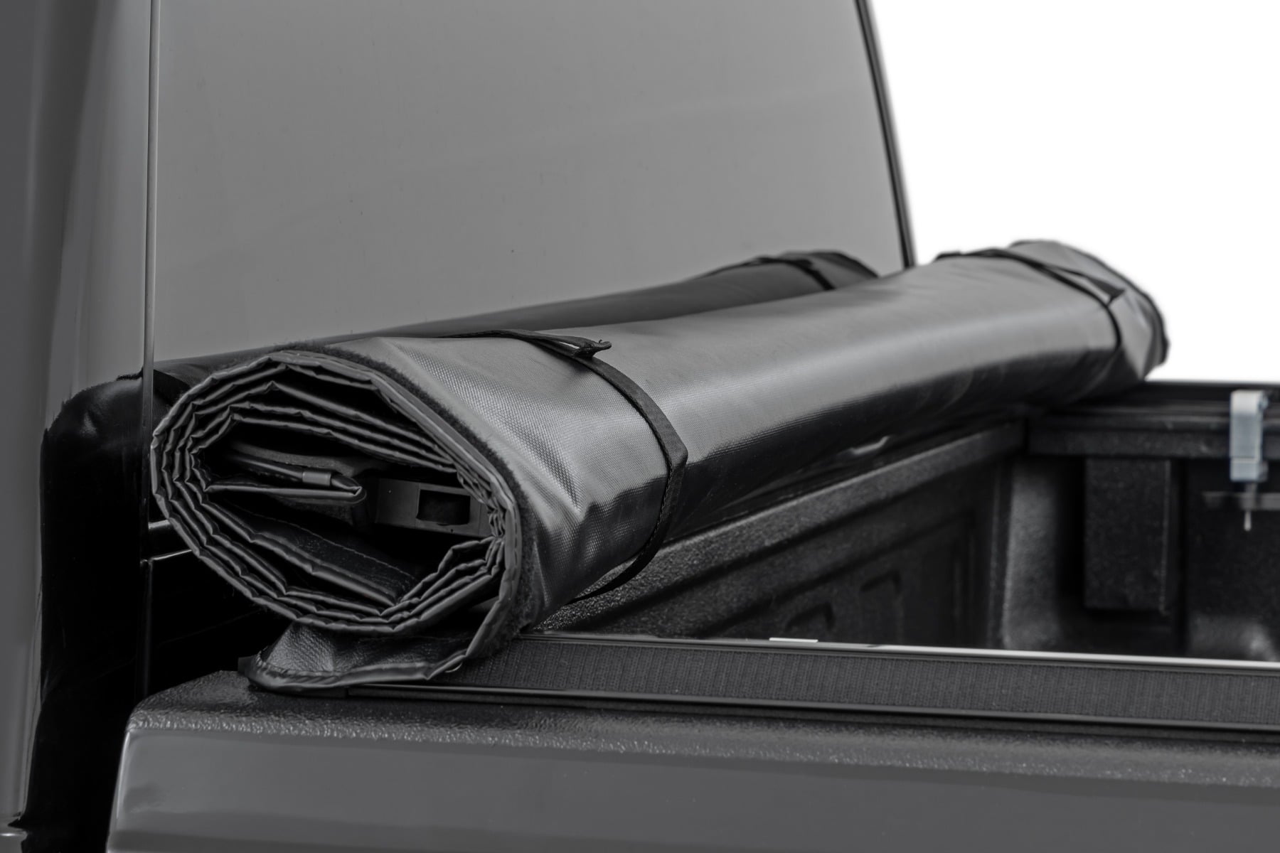 Soft Roll Up Bed Cover | 6'7" Bed | Chevy/GMC 1500 (00-06 & Classic) by Rough Country