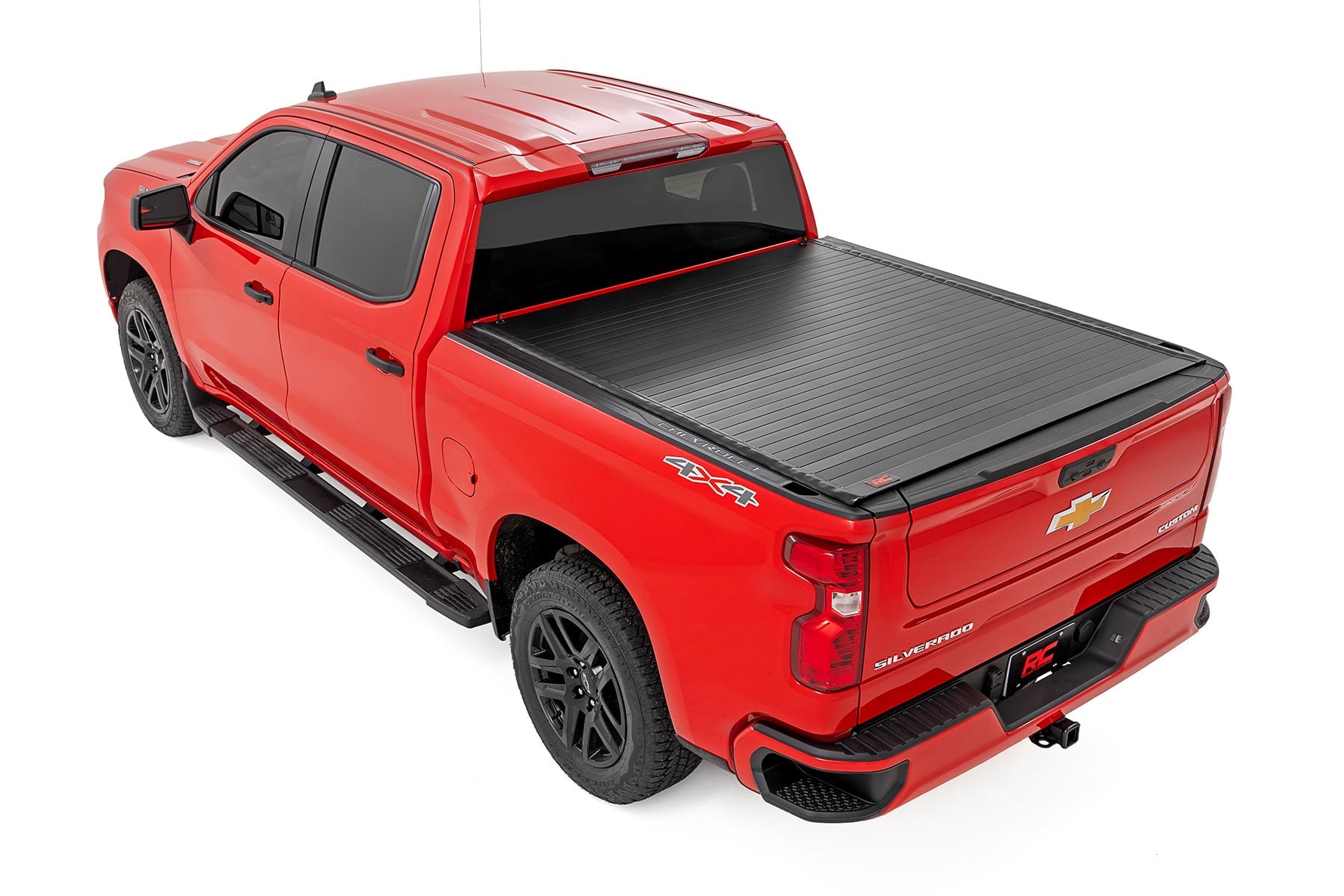 Hard Roll Up Bed Cover | 6'7" Bed | Chevy/GMC Sierra 1500 (19-26)/Silverado 1500 (19-26) by Rough Country