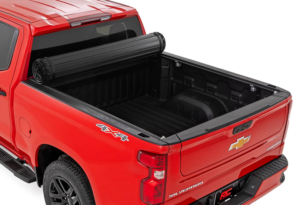 Hard Roll Up Bed Cover | 5'10" Bed | Chevy/GMC Sierra 1500 (19-26)/Silverado 1500 (19-26) by Rough Country
