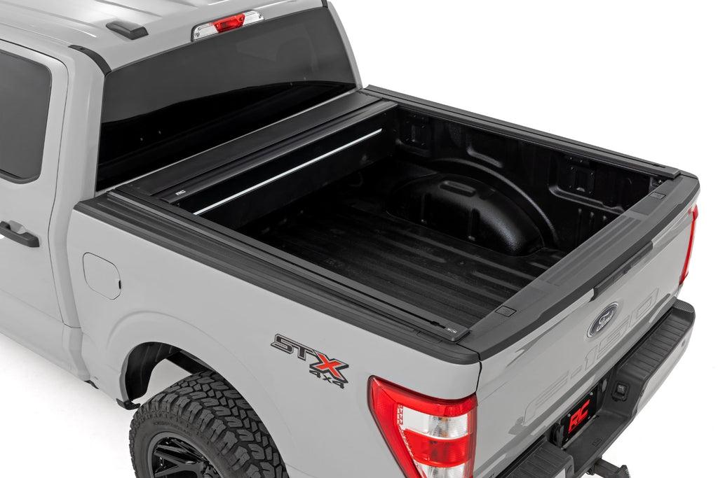 Powered Retractable Bed Cover | 5'7" Bed | Ford F-150 (15-26)/F-150 Lightning (22-26) by Rough Country
