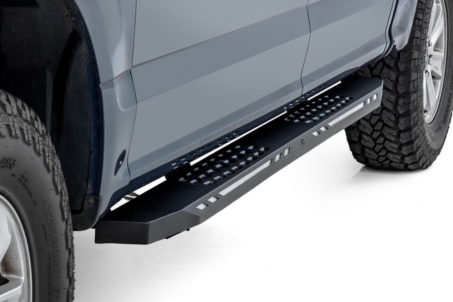 AC2 Running Boards | Amber/White | Crew Cab | Ford F-150/Lightning/F-250/F-350/Raptor (15-26) by Rough Country