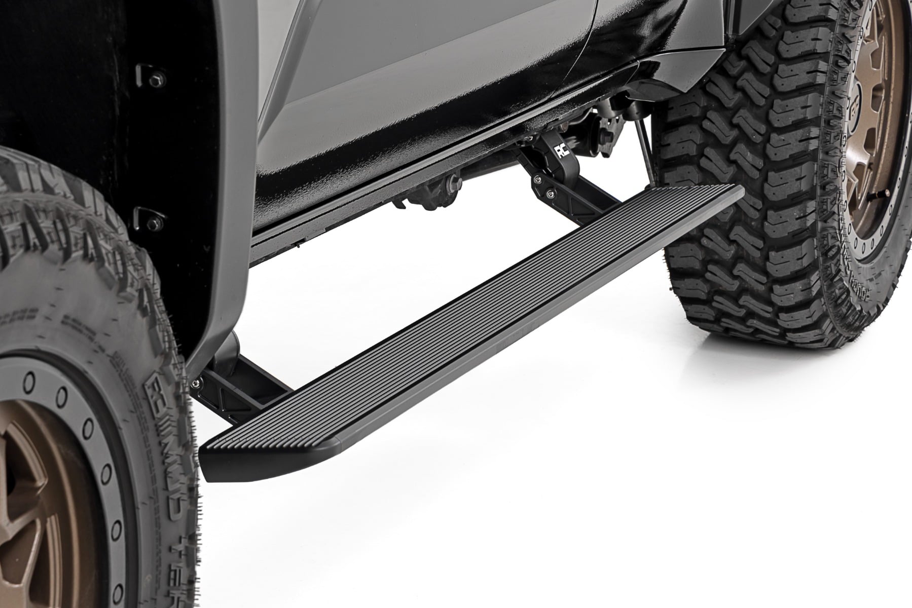 Power Running Boards | HT-Series | Toyota 4Runner (2025-2026) by Rough Country