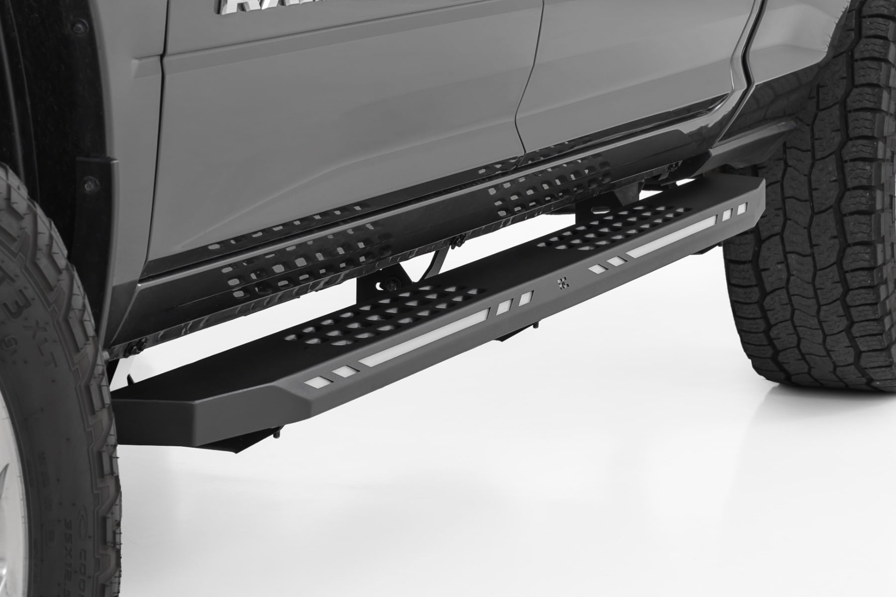 AC2 Running Boards | Amber/White | Crew Cab | Ram 1500 (19-26)/1500 TRX (21-24) by Rough Country