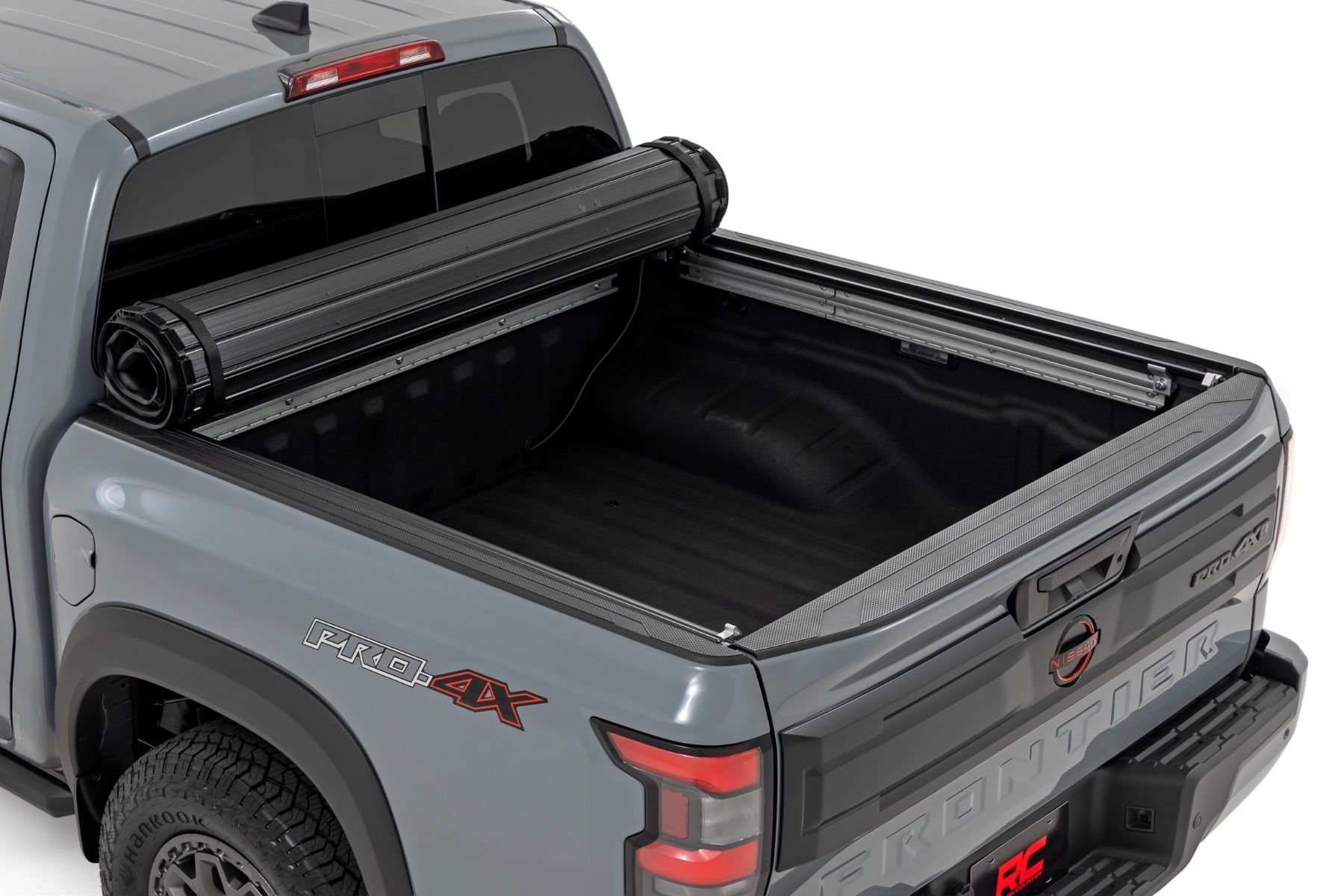 Hard Roll Up Bed Cover | 5' Bed | Nissan Frontier 2WD/4WD (2022-2026) by Rough Country