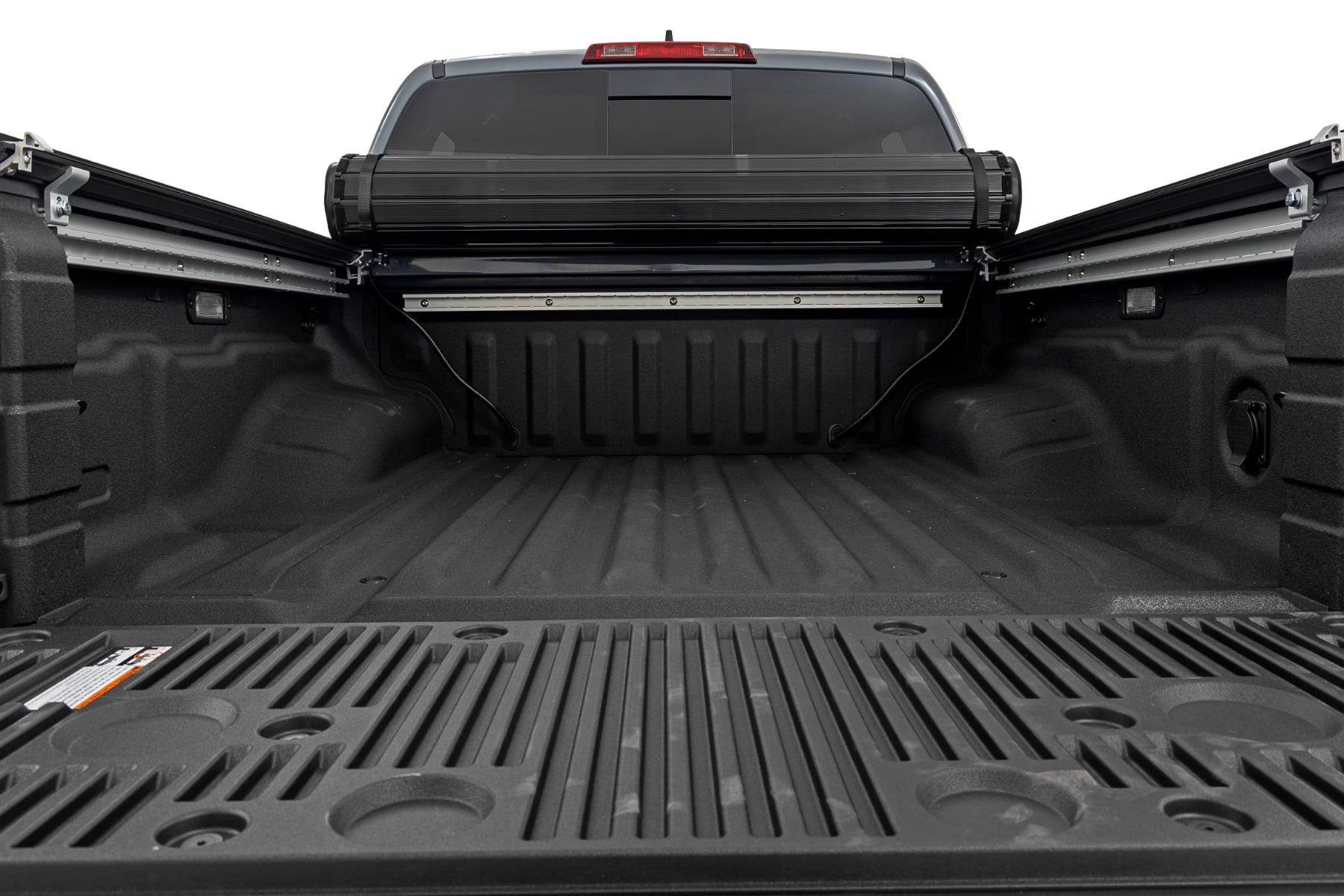Hard Roll Up Bed Cover | 5' Bed | Nissan Frontier 2WD/4WD (2022-2026) by Rough Country