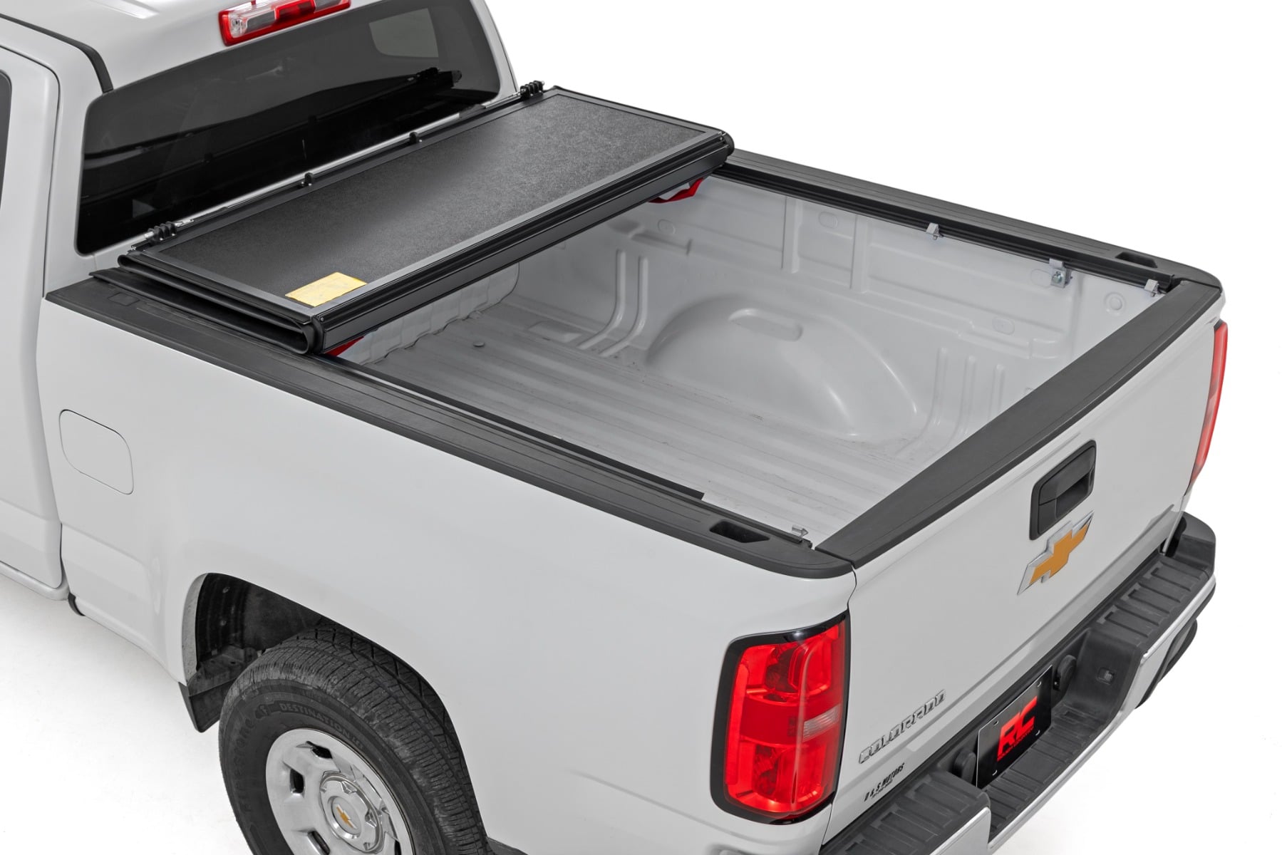 Hard Low Profile Bed Cover | 6' Bed | Chevy/GMC Canyon/Colorado (15-26) by Rough Country