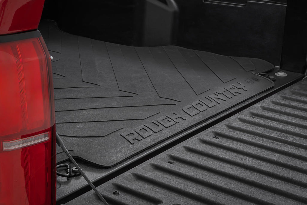 Bed Mat | 5' Bed | RC Logo | Toyota Tacoma 2WD/4WD (2024-2026) by Rough Country