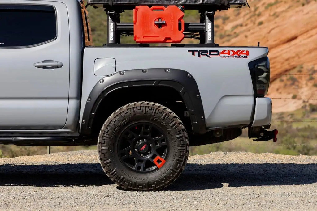 Defender Fender Flares | 202 Black Onyx | Toyota Tacoma 2WD/4WD (2016-2023) by Rough Country