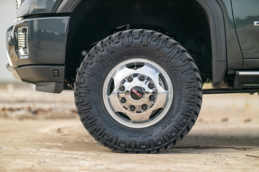 3 Inch Lift Kit | UCAs | M1 | Chevy/GMC Sierra 3500 HD/Silverado 3500 HD (20-26) by Rough Country