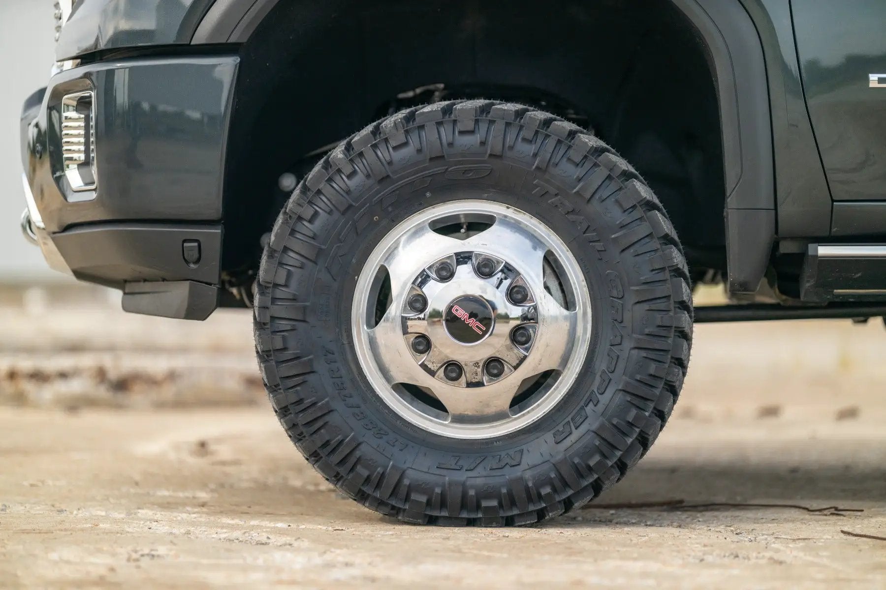 3 Inch Lift Kit | UCAs | M1 | Chevy/GMC Sierra 3500 HD/Silverado 3500 HD (20-26) by Rough Country
