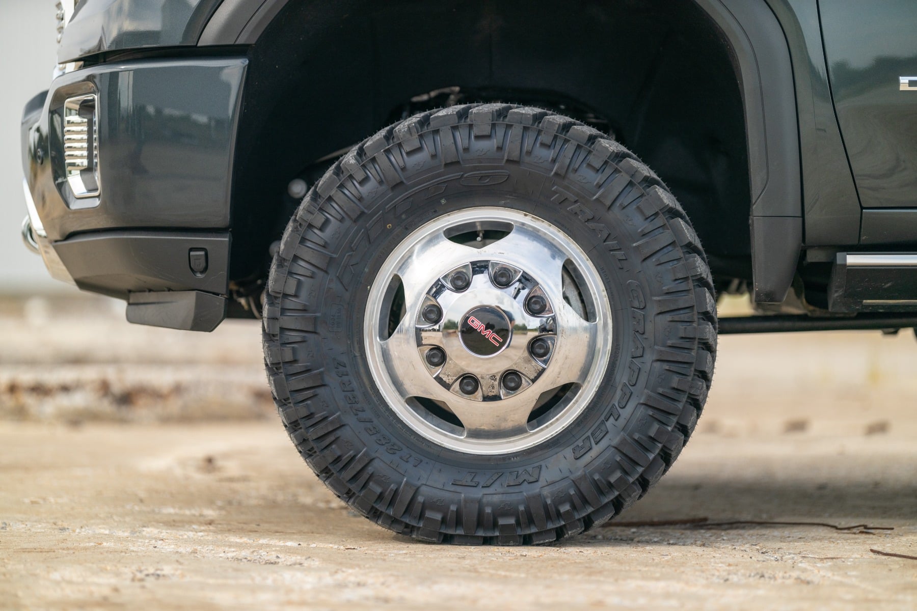 3 Inch Lift Kit | UCAs | M1 | Chevy/GMC Sierra 3500 HD/Silverado 3500 HD (20-26) by Rough Country
