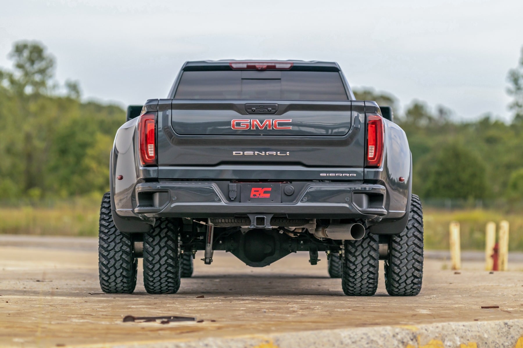 3 Inch Lift Kit | UCAs | V2 | Chevy/GMC Sierra 3500 HD/Silverado 3500 HD (20-26) by Rough Country