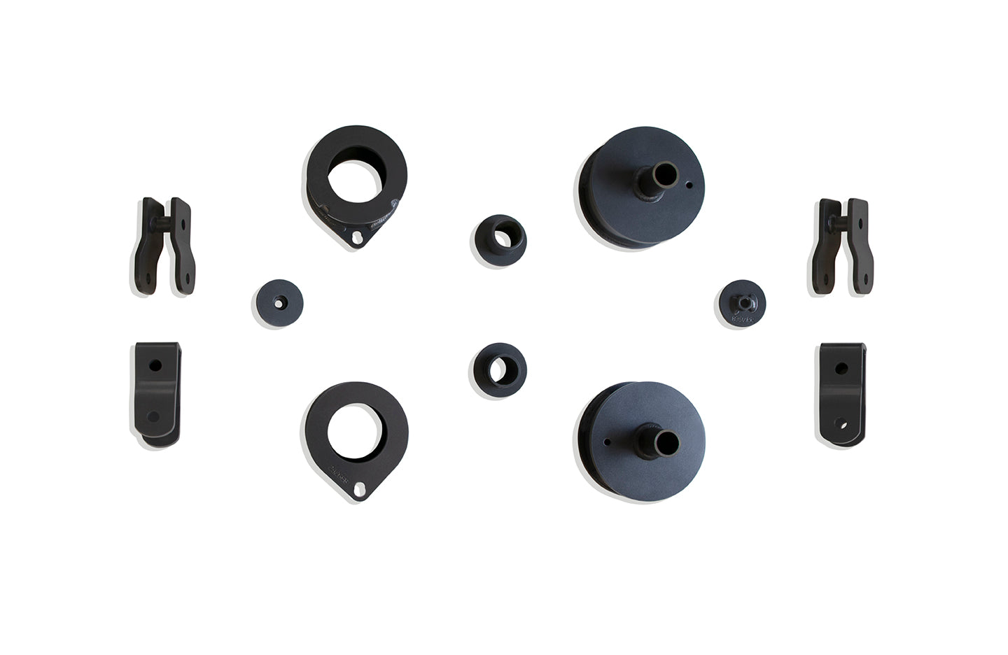 2.5"/2" SPACER KIT W/ SHOCK EXT by MaxTrac