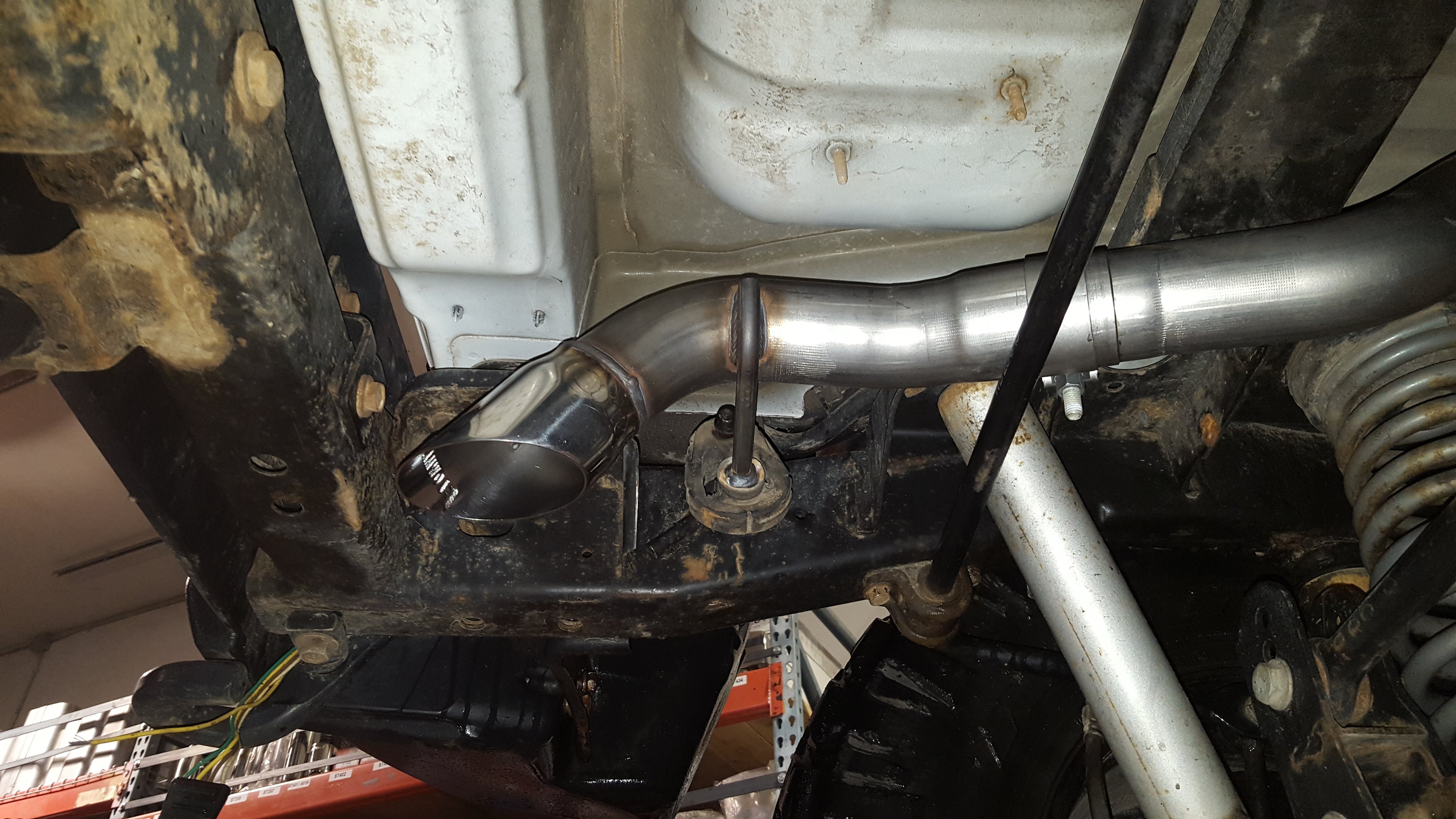 Flowmaster American Thunder Cat-back Exhaust System by Flowmaster