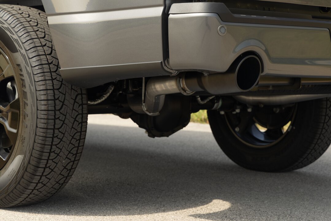 Flowmaster Flow FX Cat-Back Exhaust System by Flowmaster