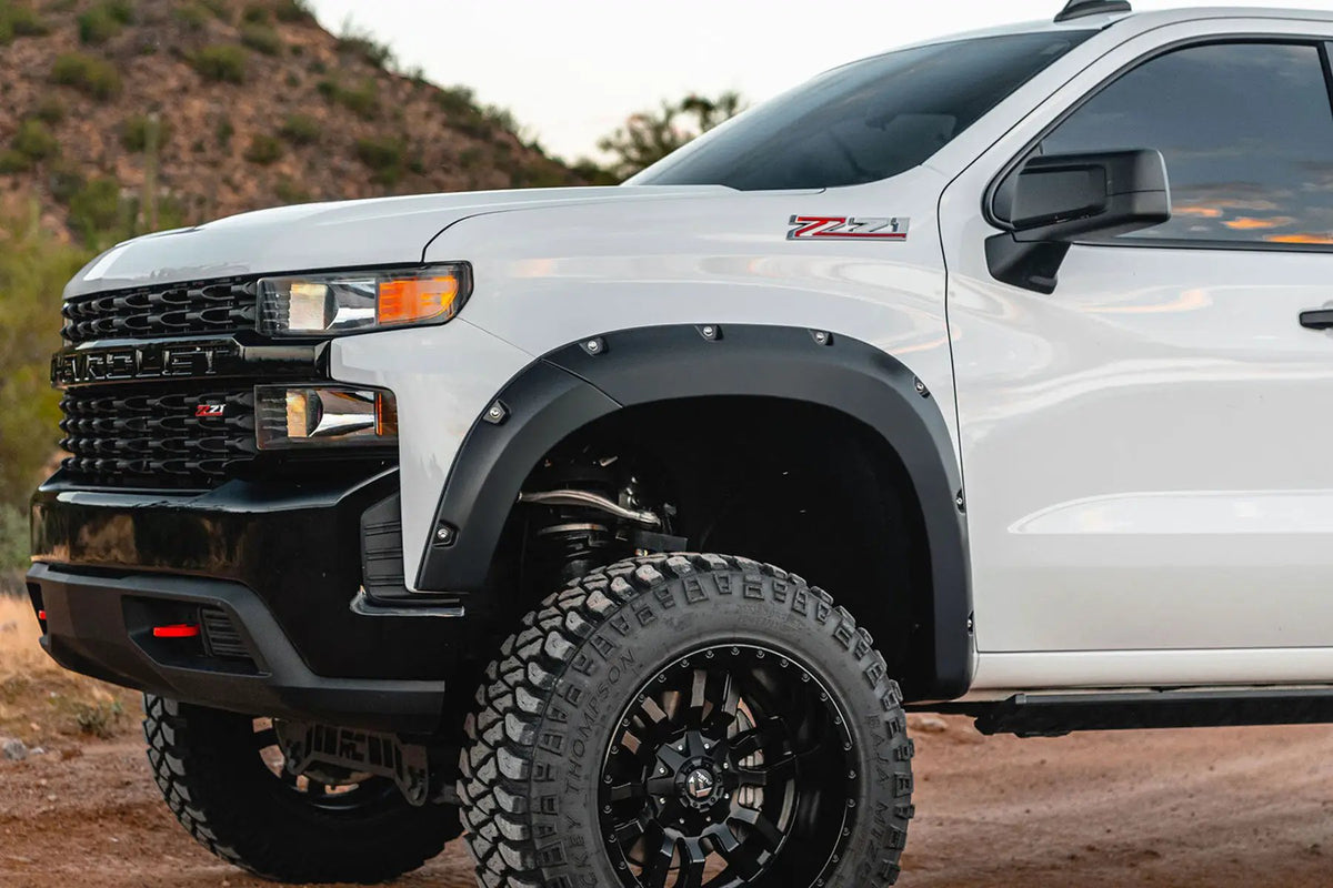 Pocket Fender Flares | Chevy Silverado 1500 2WD/4WD (2019-2021) by Rough Country