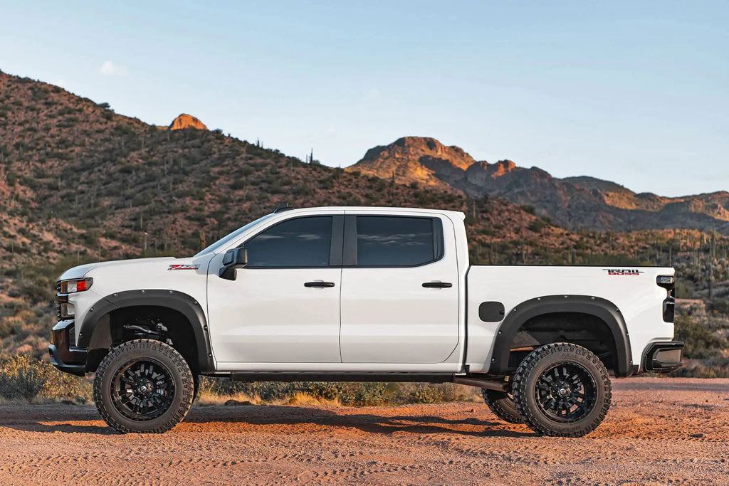 Pocket Fender Flares | Chevy Silverado 1500 2WD/4WD (2019-2021) by Rough Country