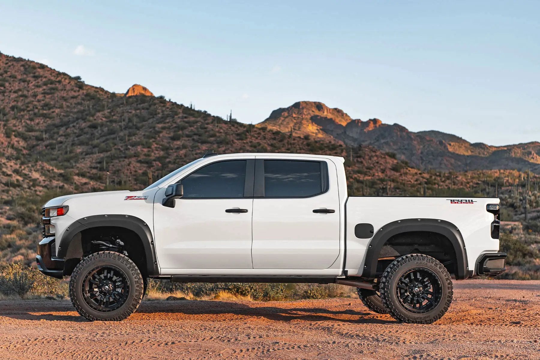 Pocket Fender Flares | Chevy Silverado 1500 2WD/4WD (2019-2021) by Rough Country