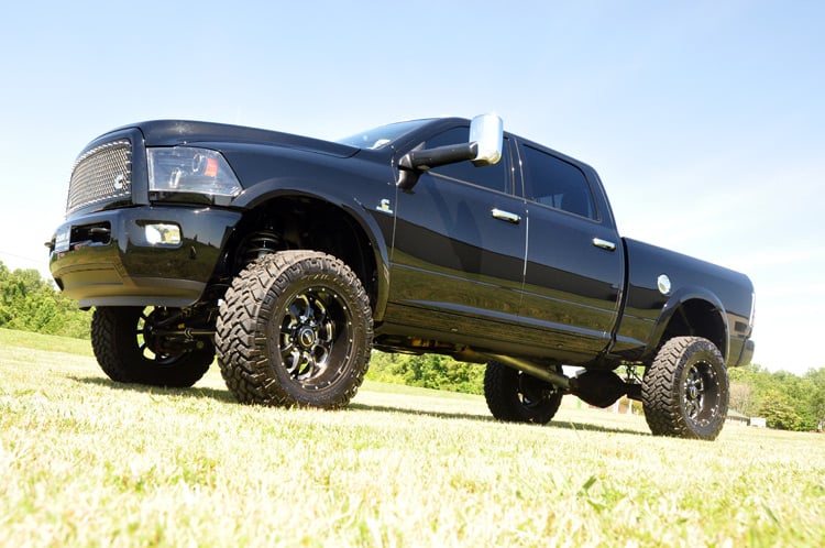 5 Inch Lift Kit | Ram 2500 (11-13)/3500 Mega Cab (11-12) 4WD by Rough Country