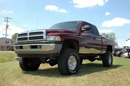 5 Inch Lift Kit | Ram 1500 4WD (1994-1999) by Rough Country