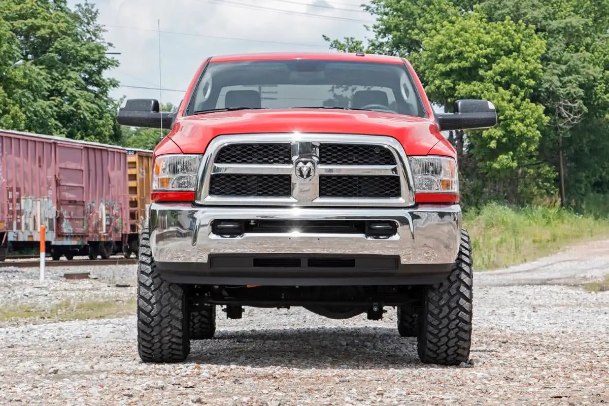 5 Inch Lift Kit | Radius Arm Drop | SRW | Ram 3500 4WD (2013-2015) by Rough Country