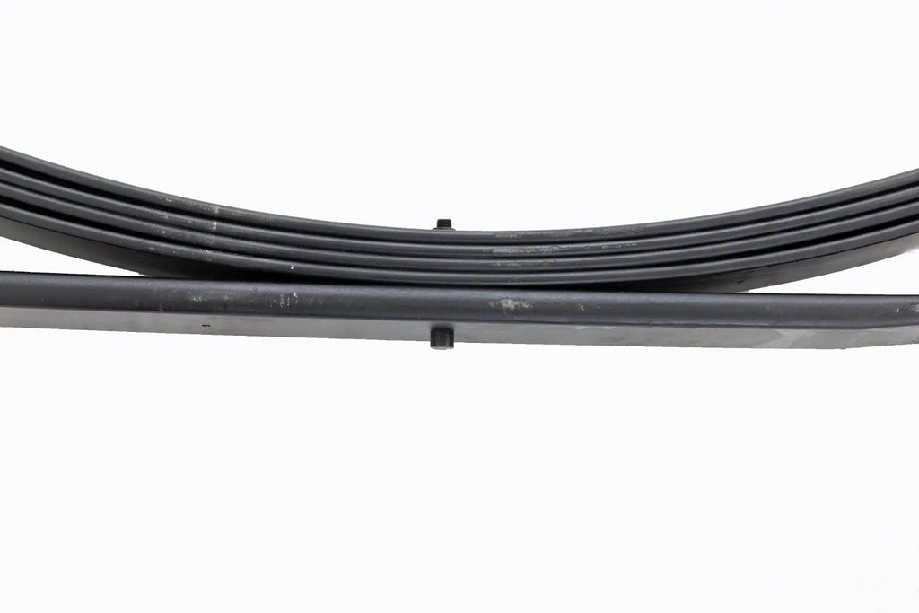 Rear Leaf Springs | 4" Lift | Pair | Ford F-250/F-350 Super Duty 4WD (99-04) by Rough Country
