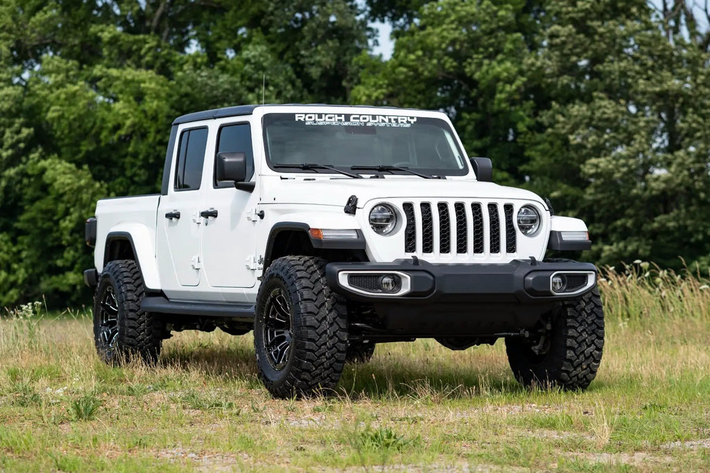 2.5 Inch Leveling Kit | Spacers | M1 | Jeep Gladiator JT 4WD (2024-2026) by Rough Country