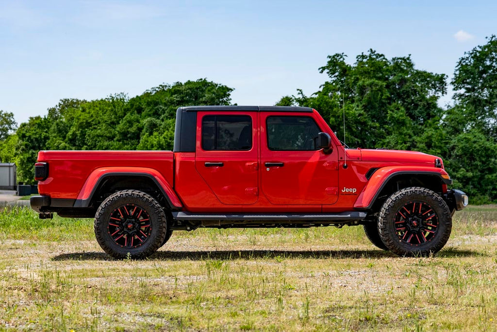 2.5 Inch Leveling Kit | Spacers | N3 | Jeep Gladiator JT 4WD (2020-2023) by Rough Country