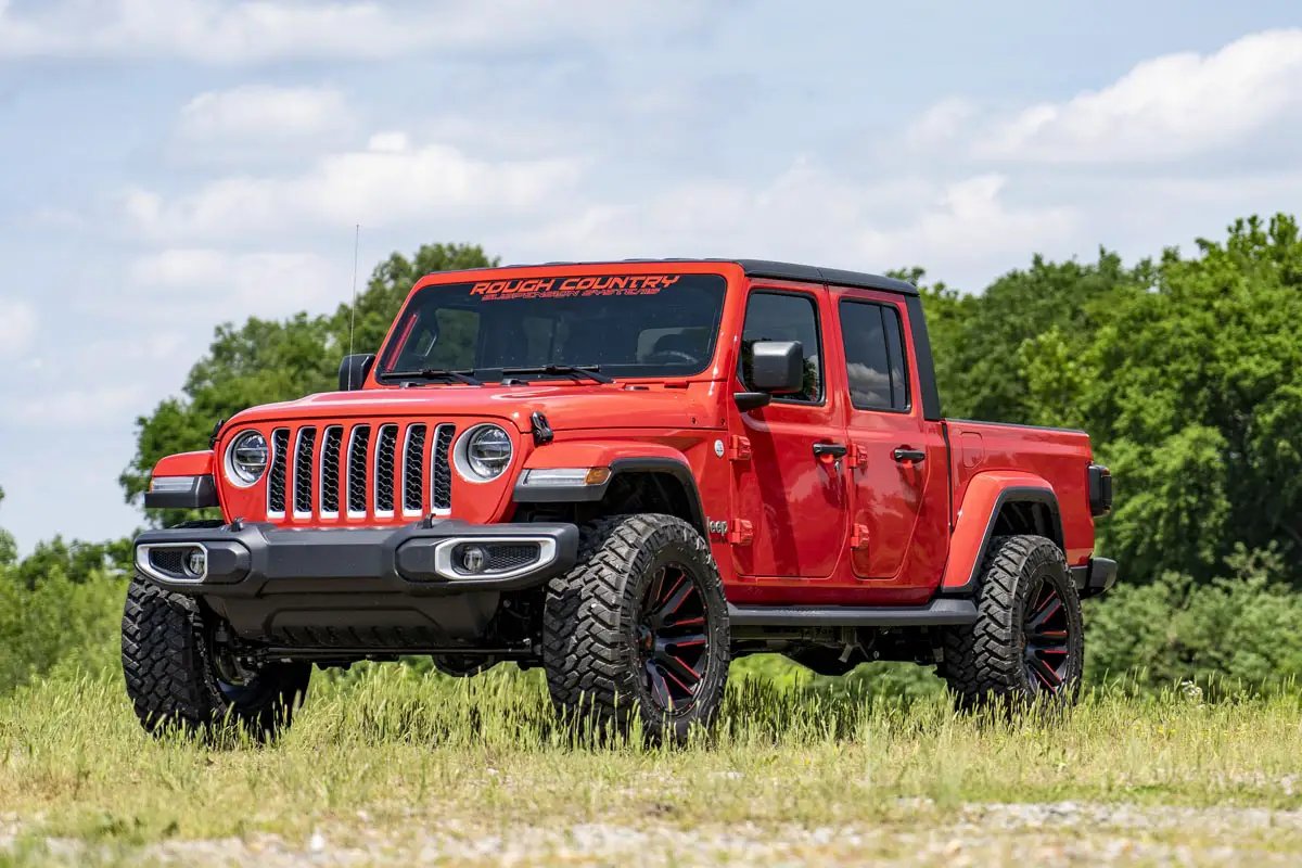 2.5 Inch Leveling Kit | Spacers | N3 | Jeep Gladiator JT 4WD (2020-2023) by Rough Country