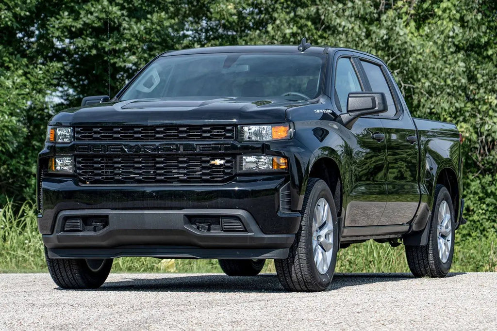 Lowering Shackles | 1-1.5 Inch | Chevy/GMC Sierra 1500 (19-26)/Silverado 1500 (19-26) by Rough Country