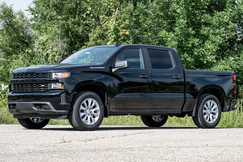 Lowering Shackles | 1-1.5 Inch | Chevy/GMC Sierra 1500 (19-26)/Silverado 1500 (19-26) by Rough Country