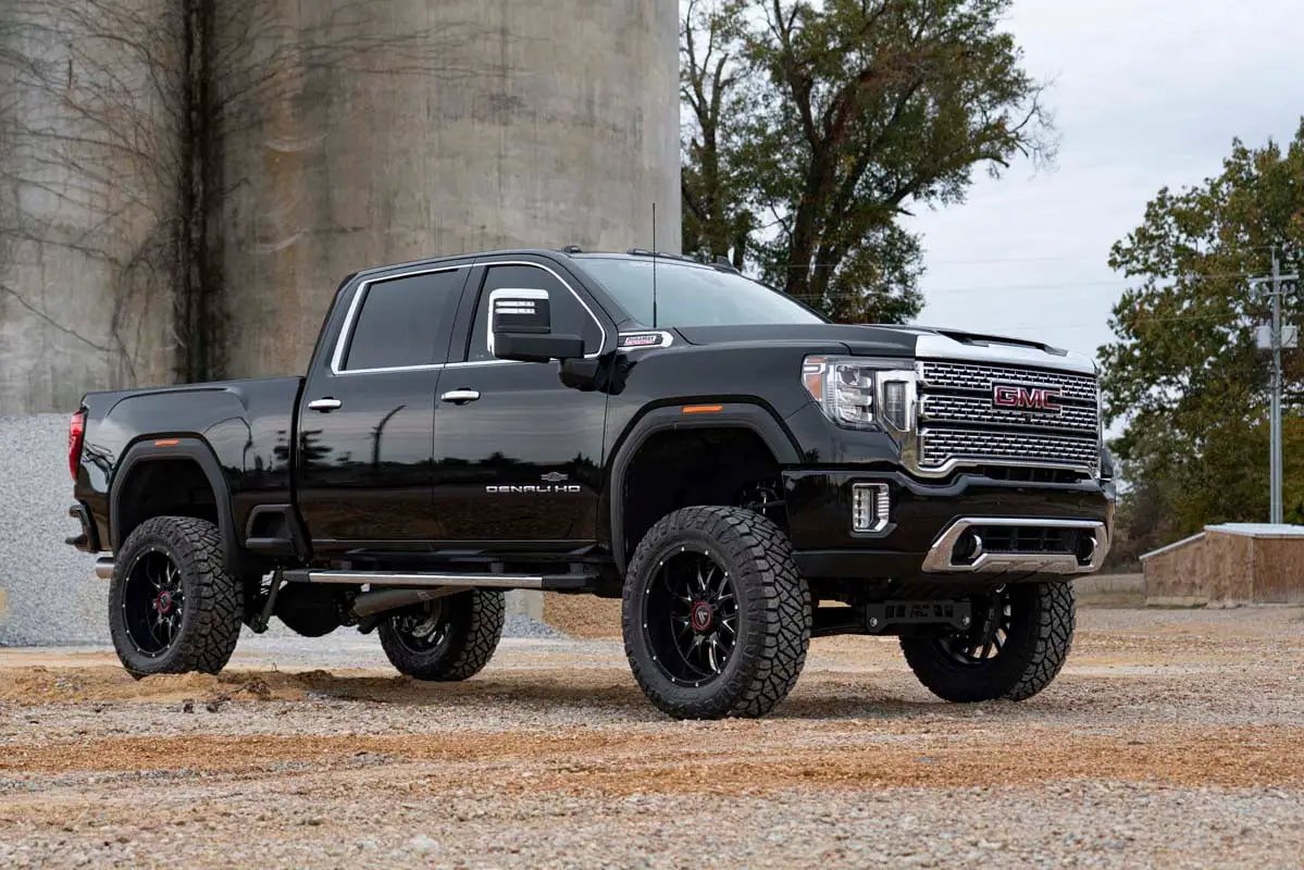 7 Inch Lift Kit | NTD | M1 | Chevy/GMC 2500HD/3500HD (20-26) by Rough Country