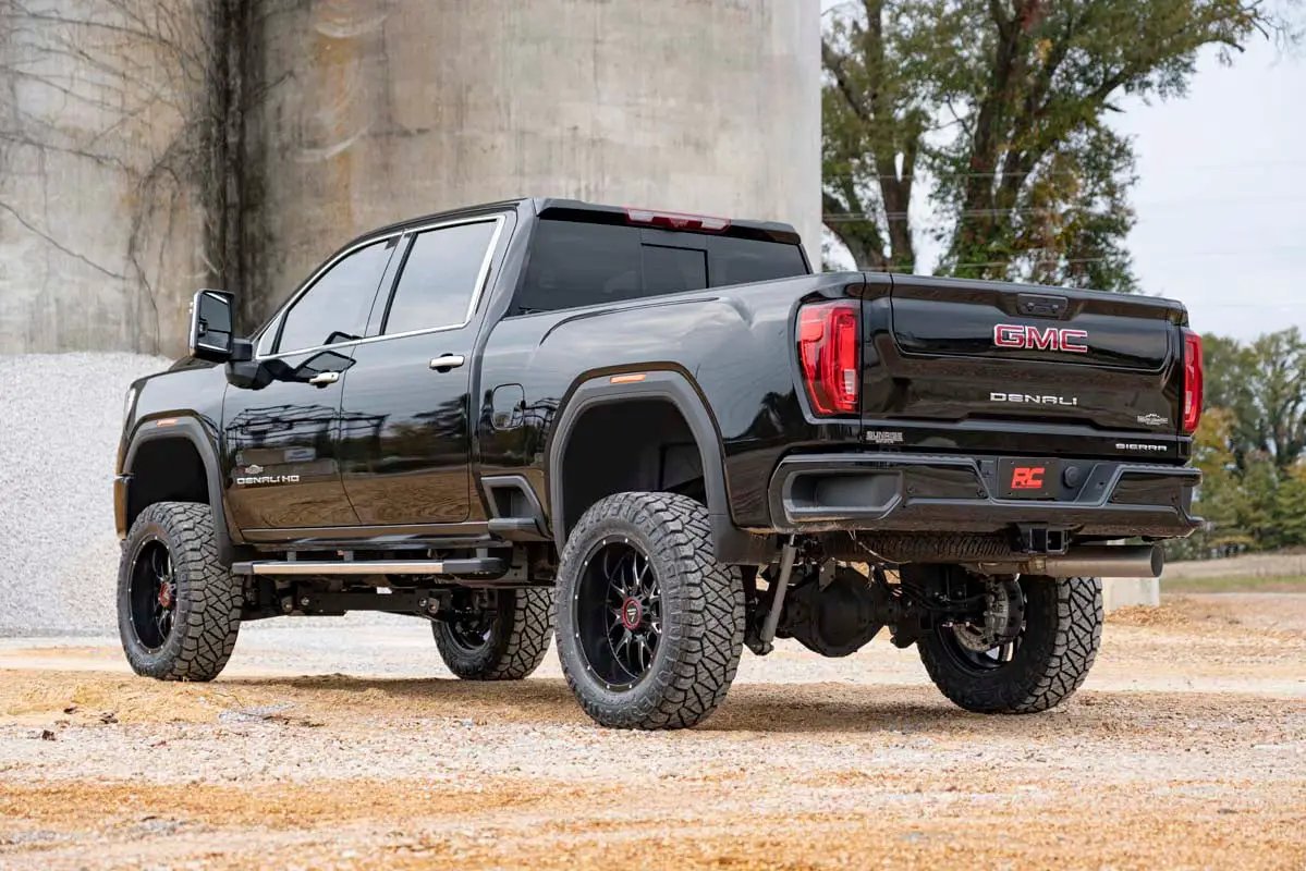 7 Inch Lift Kit | NTD | M1 | Chevy/GMC 2500HD/3500HD (20-26) by Rough Country
