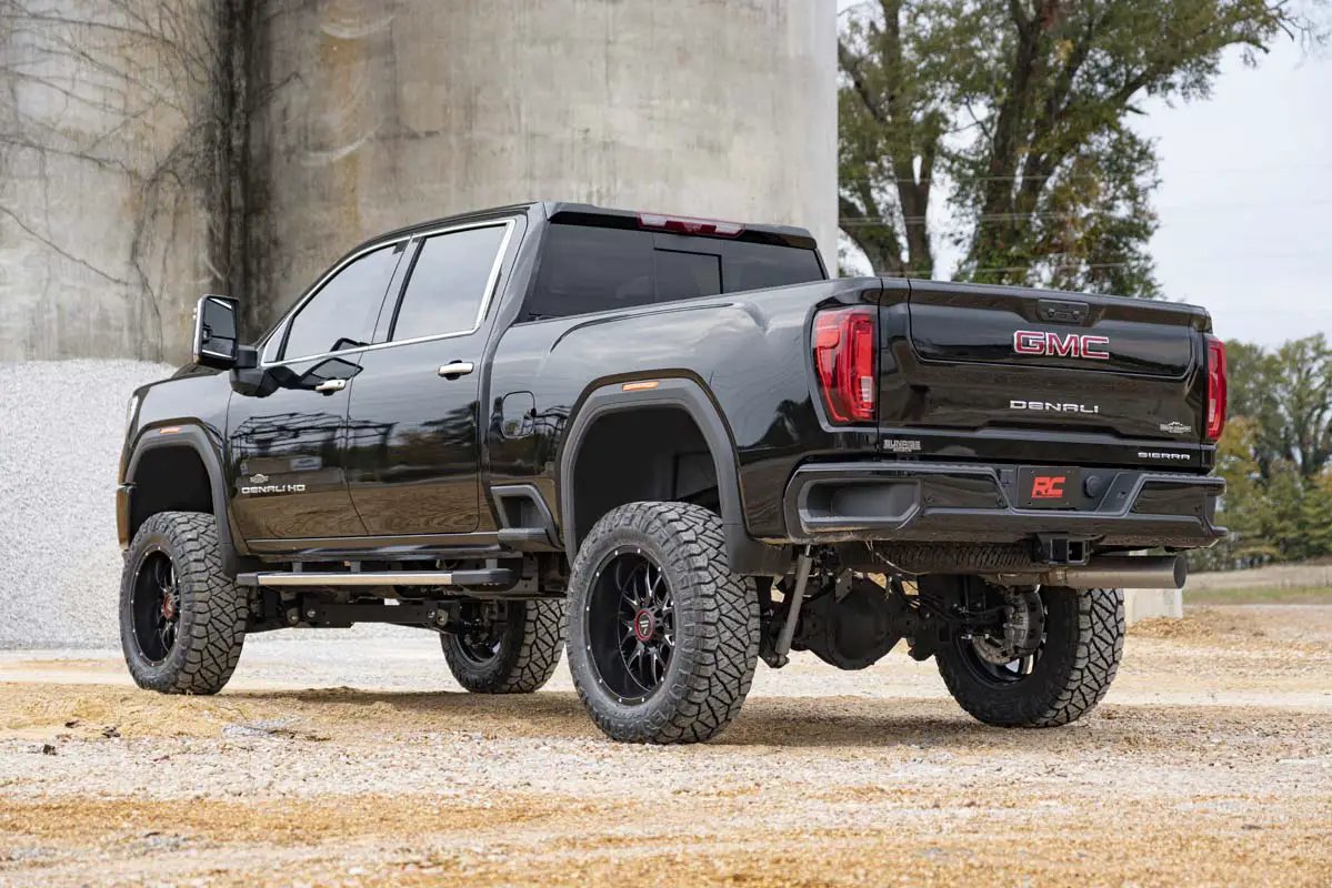 7 Inch Lift Kit | NTD | M1 | Chevy/GMC 2500HD/3500HD (20-26) by Rough Country