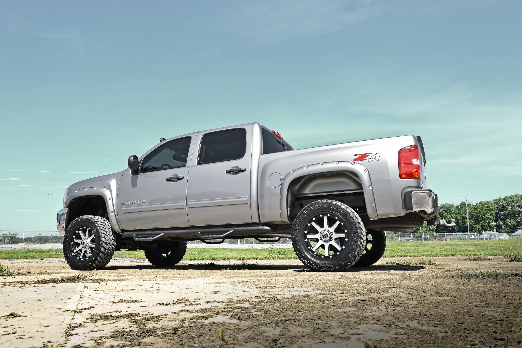 6 Inch Lift Kit | Chevy Silverado & GMC Sierra 1500 4WD (2007-2013) by Rough Country