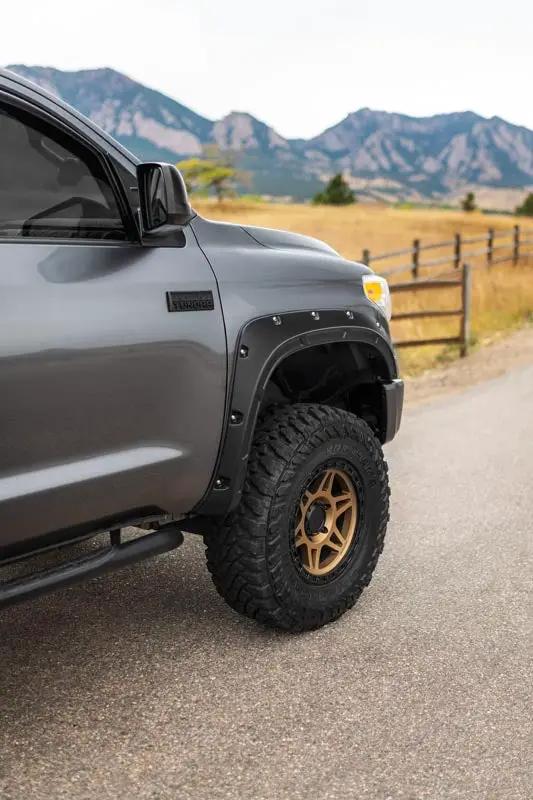 Defender Fender Flares | Toyota Tundra 2WD/4WD (2014-2021) by Rough Country