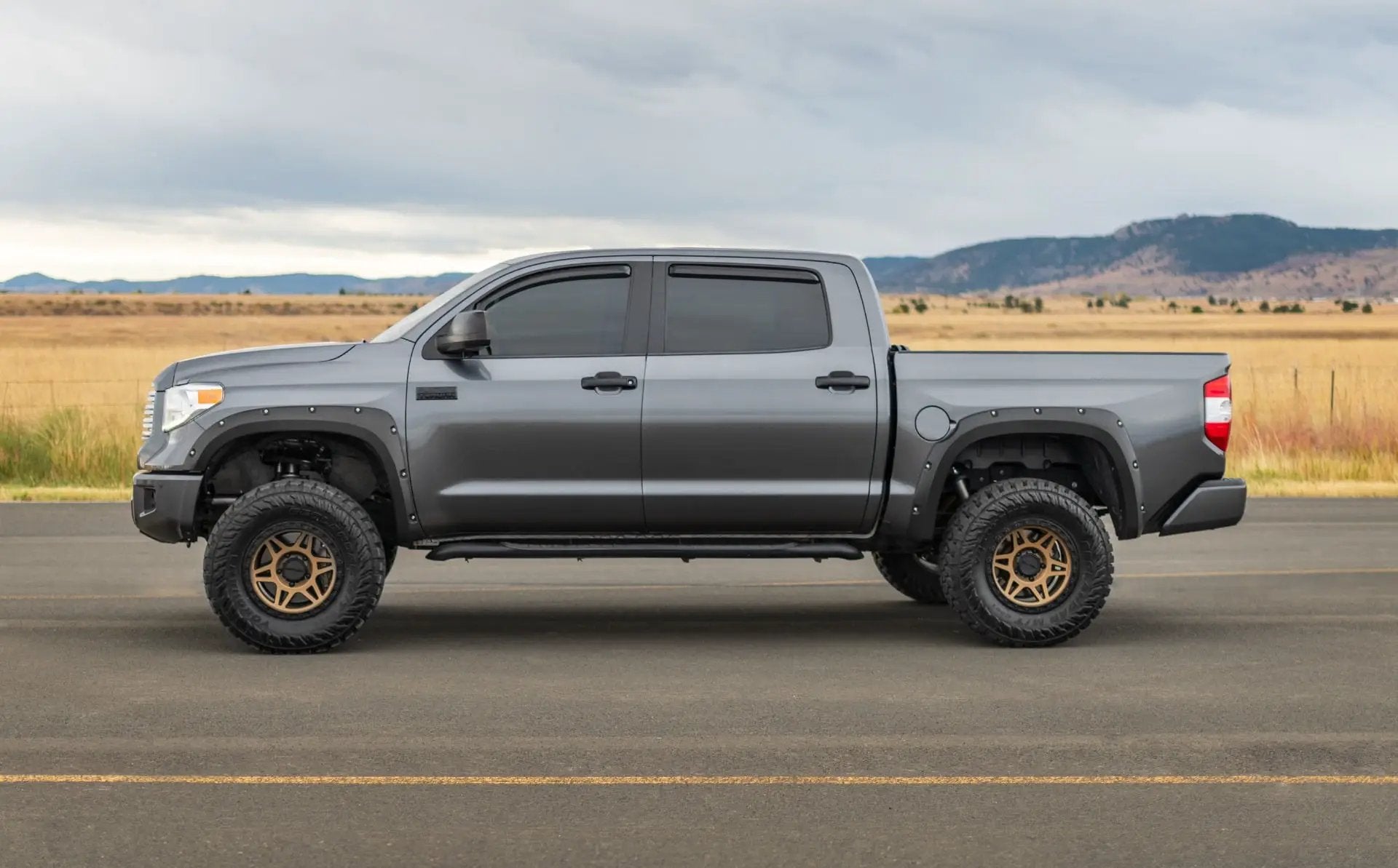 Pocket Fender Flares | Toyota Tundra 2WD/4WD (2014-2021) by Rough Country