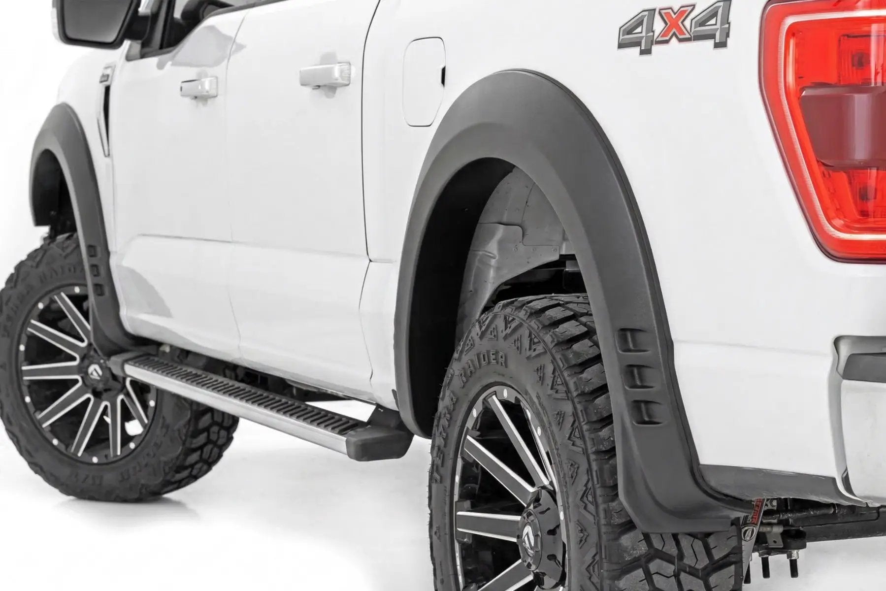 SF1 Fender Flares | Ford F-150 2WD/4WD (2021-2026) by Rough Country