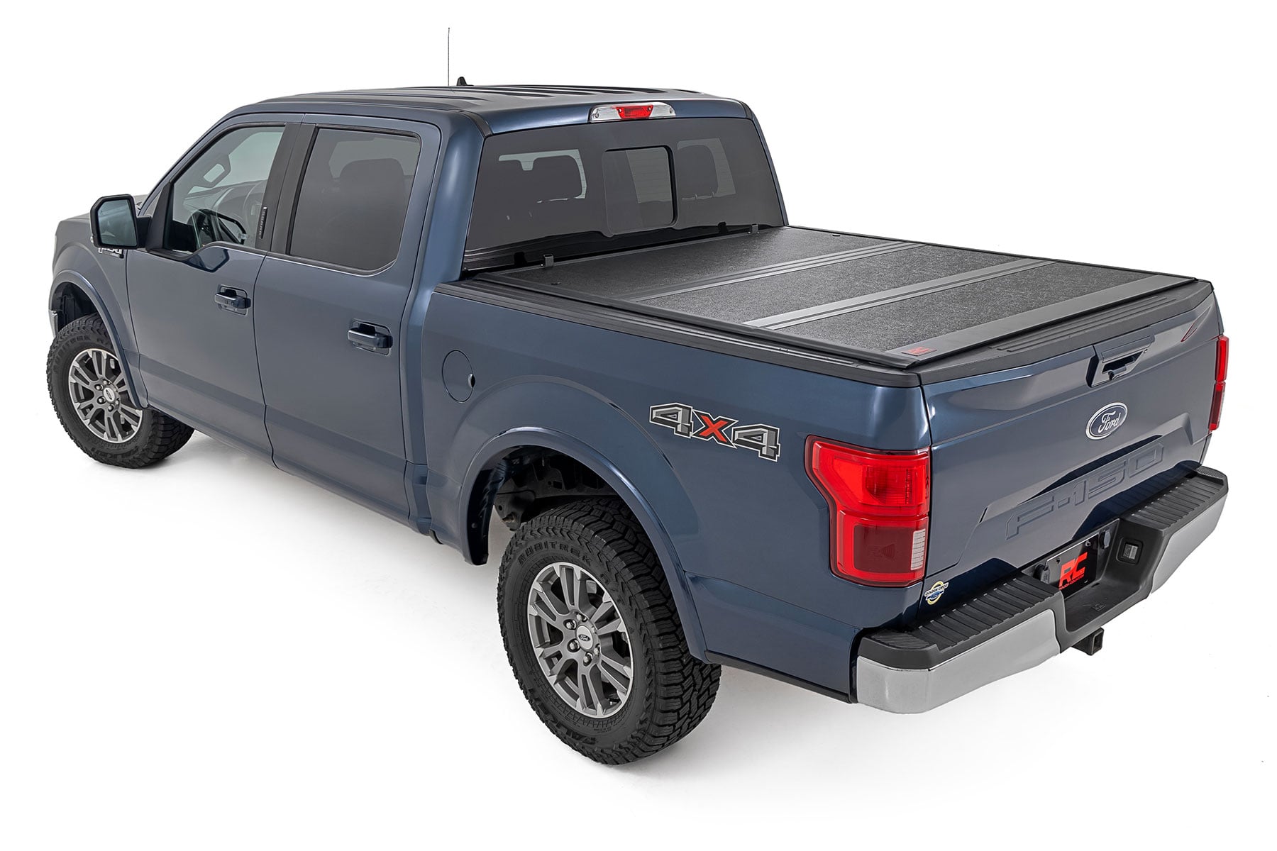 Hard Low Profile Bed Cover | 5'7" Bed | Ford F-150 (21-26)/F-150 Lightning (22-26) by Rough Country