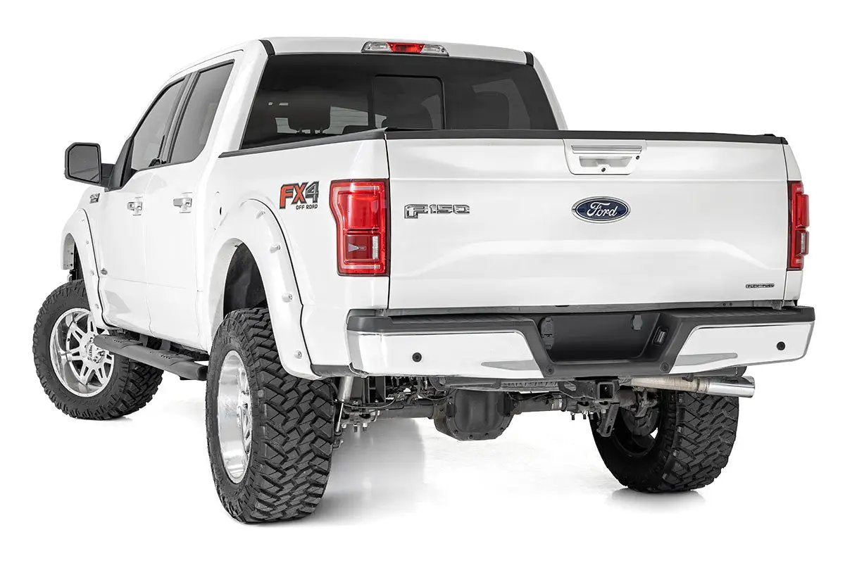 Oval Nerf Step | Crew Cab | Black | Ford F-150/Lightning/F-250/F-350/Raptor (15-26) by Rough Country