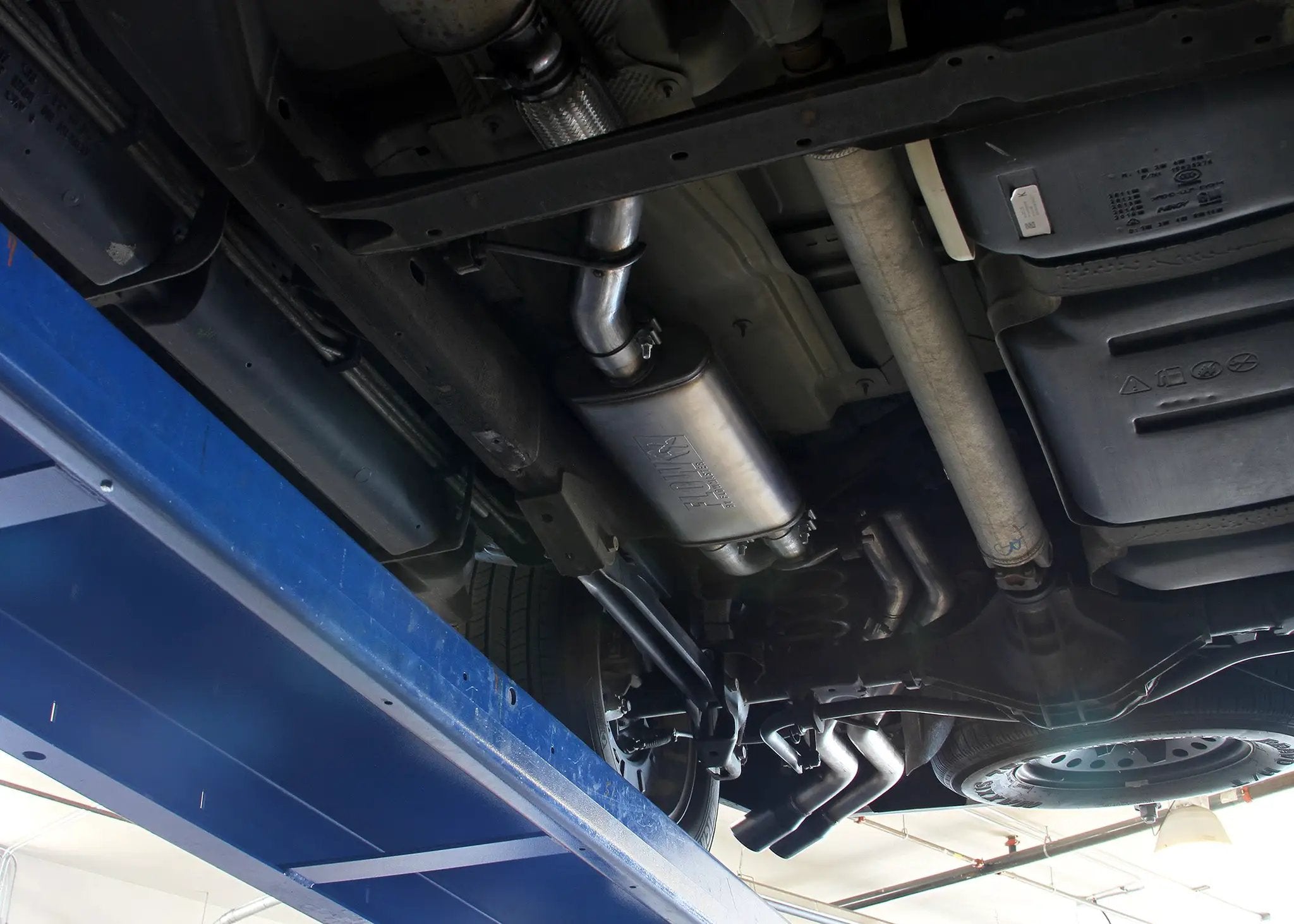 Flowmaster Flow FX Cat-Back Exhaust System by Flowmaster