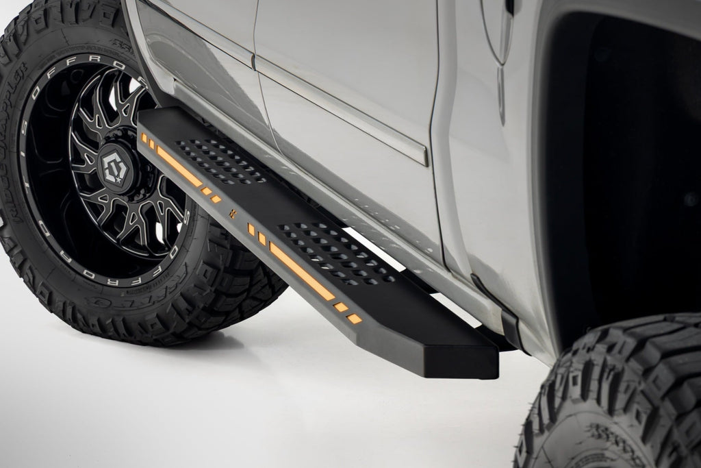 AC2 Running Boards | Amber/White | Crew Cab | Chevy/GMC 1500 (07-18) by Rough Country