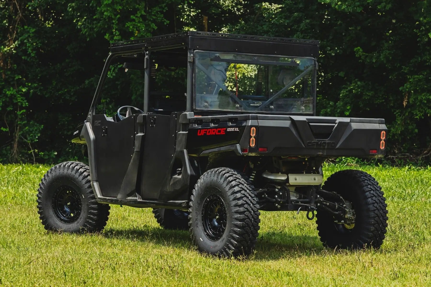 35X10R15 Vector A/T by Rough Country
