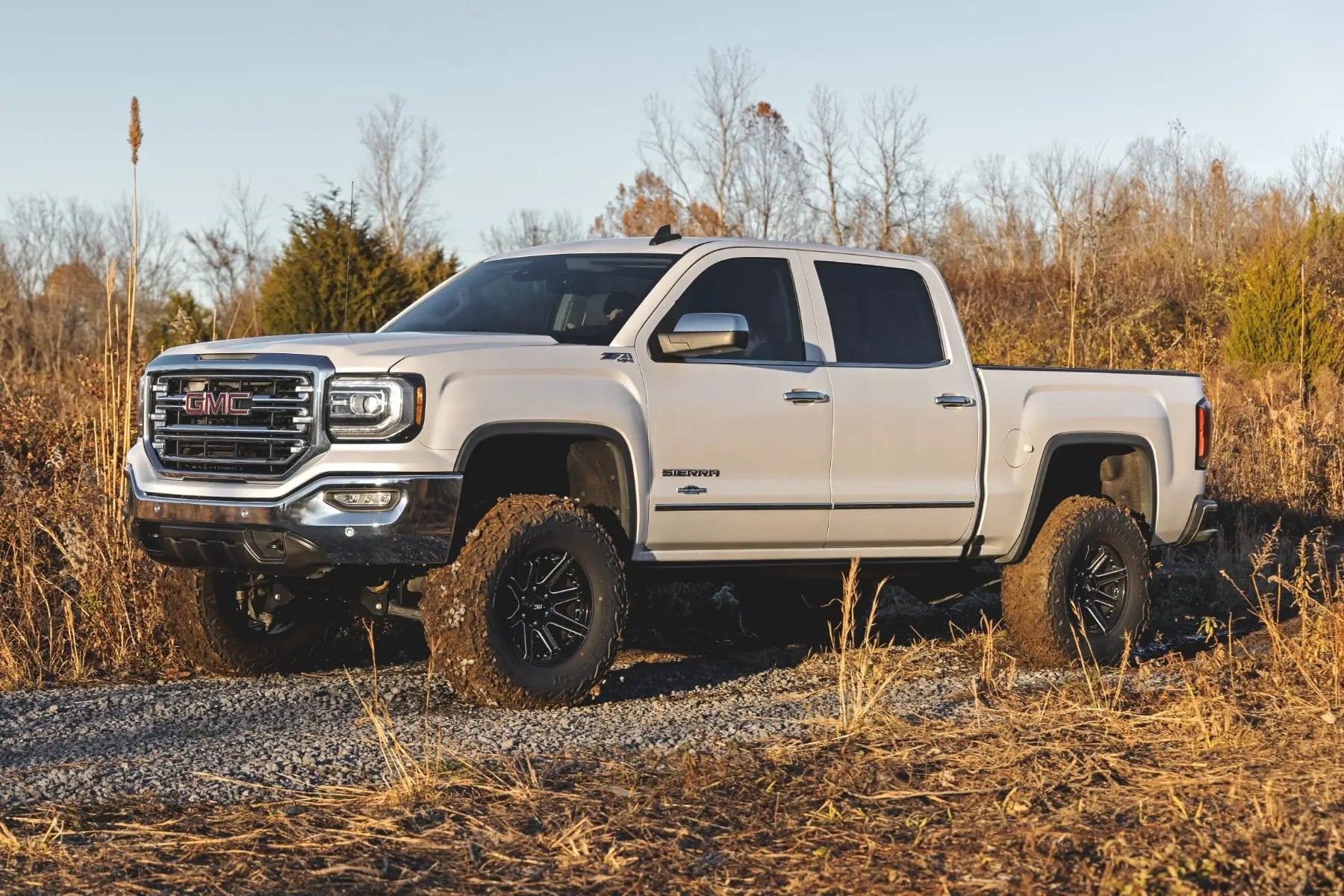 7 Inch Stamped Steel LCA Lift Kit | Forged UCA | Bracket | M1 Struts/M1 | Chevy/GMC 1500 (16-18) by Rough Country